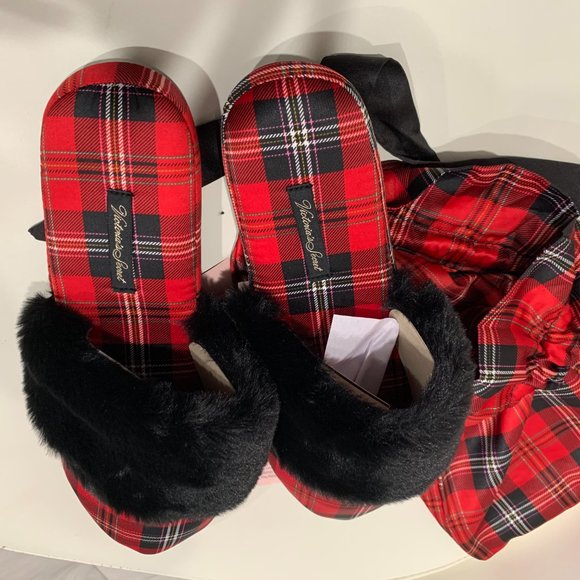 Victoria secret slippers S 5/6 NEW with tags - Picture 3 of 7